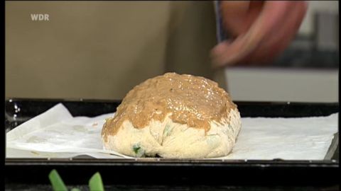 Frühlingszwiebelbrot